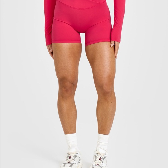 Oner Active Pants - Oner Active Unified Wrap Shorts M Berry Bloom